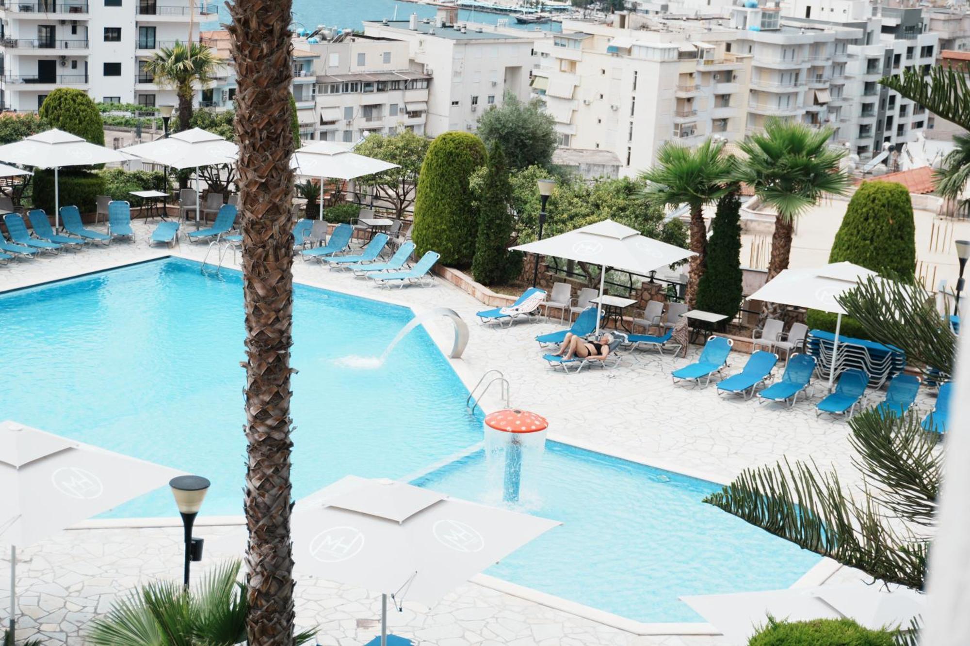 Hotel Mediterrane Sarandë Eksteriør billede
