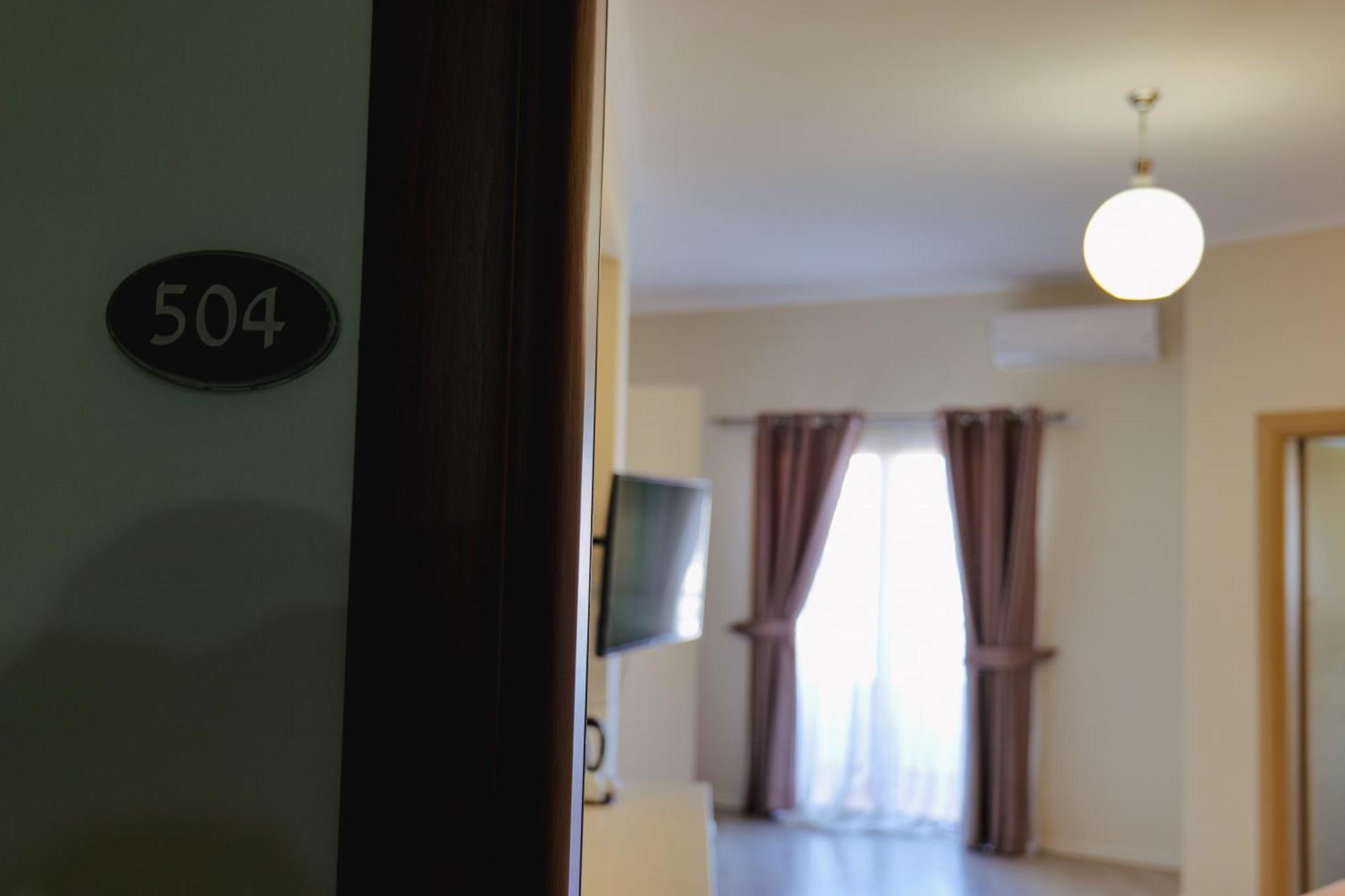 Hotel Mediterrane Sarandë Eksteriør billede